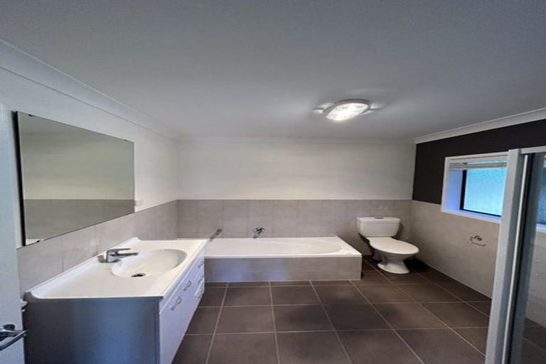 Photo of property in 11 Brando Lane, Onerahi, Whangarei, 0110