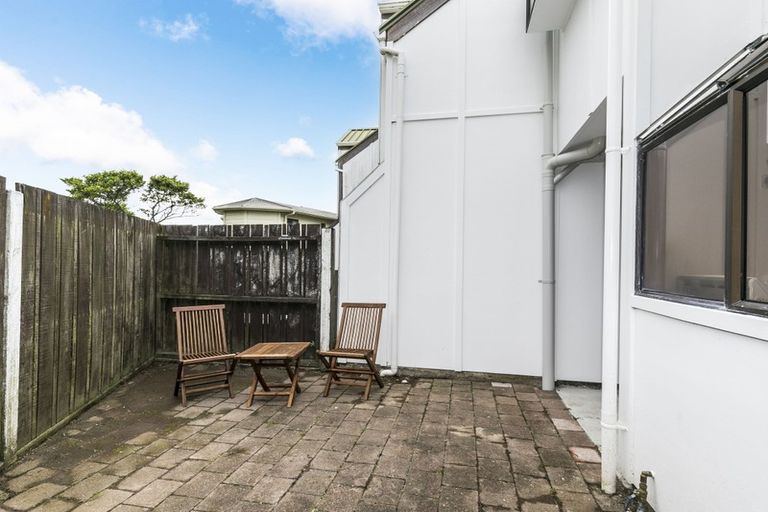 Photo of property in 7a Tamahine Street, Maupuia, Wellington, 6022