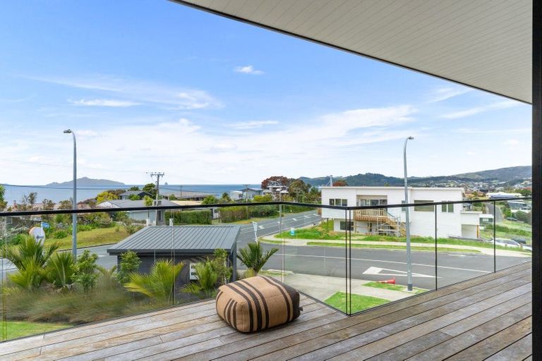 Photo of property in 2 Blue Moon Rise, Langs Beach, 0582