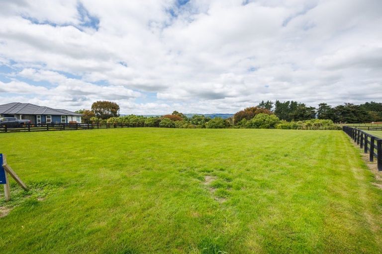 Photo of property in 3 Paterson Lane, Kelvin Grove, 4470