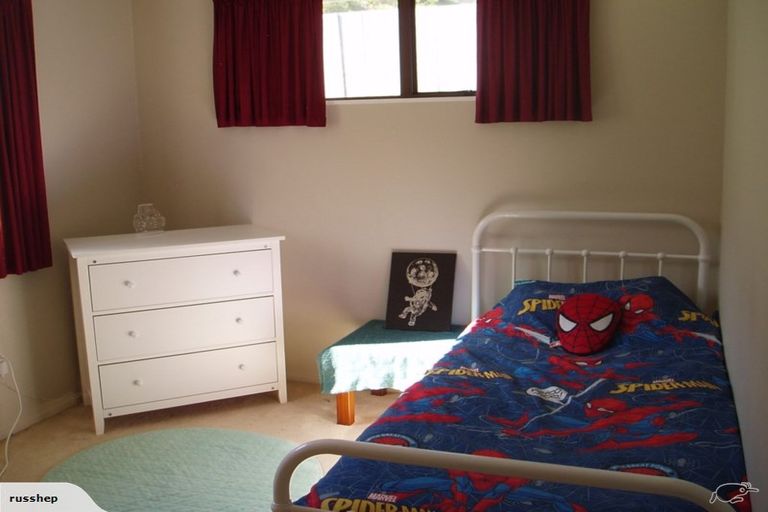 Photo of property in 2/25 Horoeka Street, Stokes Valley, Lower Hutt, 5019