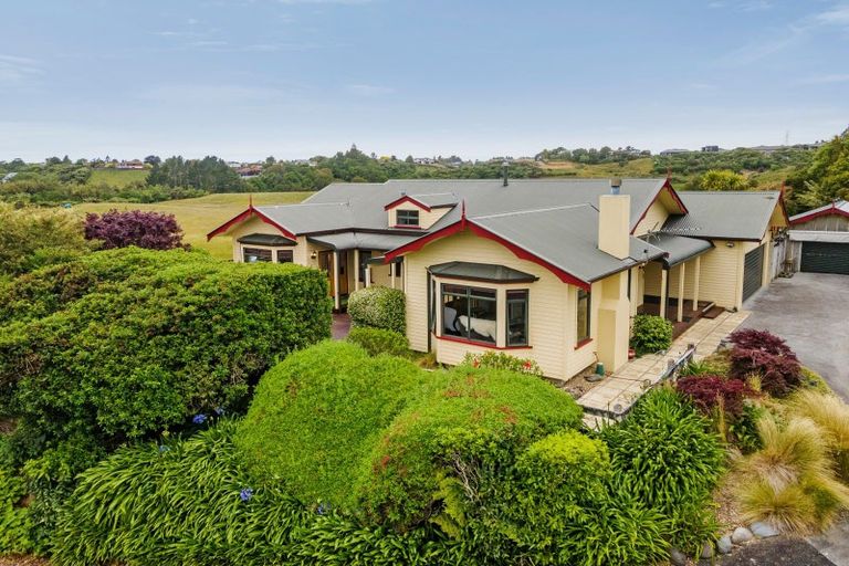 Photo of property in 66 Mcgiven Drive, Ridgewood, New Plymouth, 4371