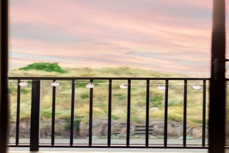 Photo of property in 8/180 Marine Parade, New Brighton, Christchurch, 8083