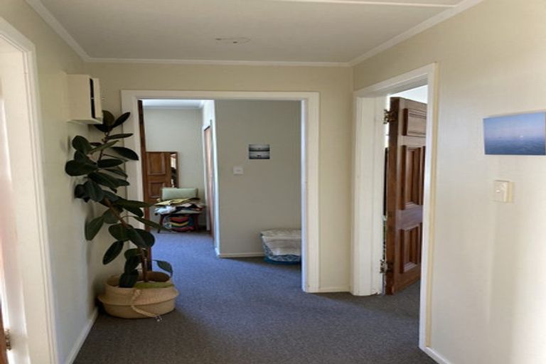 Photo of property in 5/15 Brougham Street, Mount Victoria, Wellington, 6011