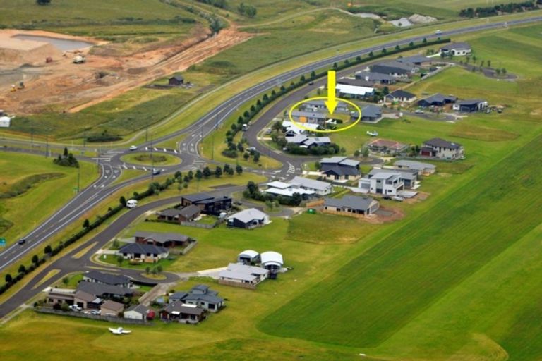 Photo of property in 14 Debenham Drive, Whitianga, 3510