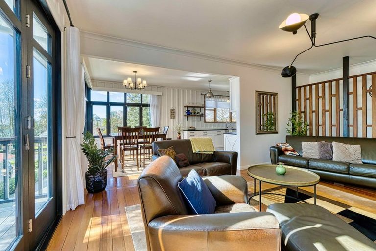 Photo of property in 14 Simla Avenue, Havelock North, 4130