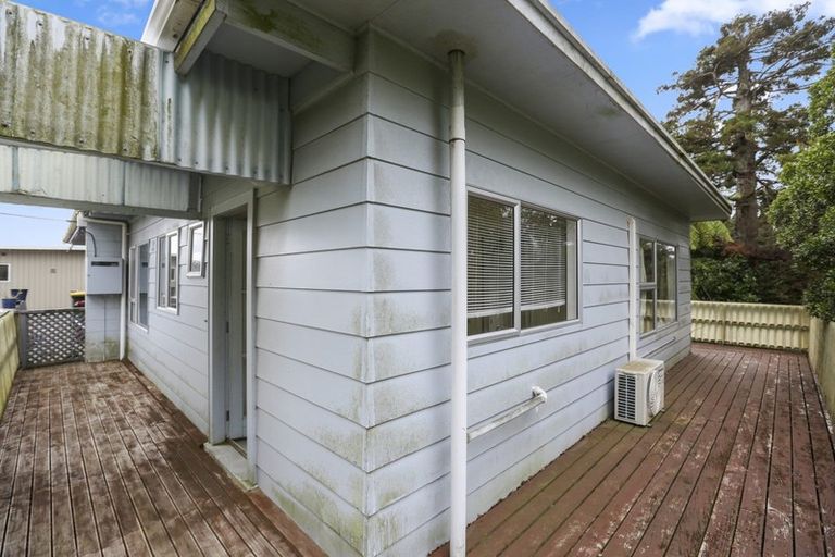 Photo of property in 52b Woodleigh Street, Frankleigh Park, New Plymouth, 4310