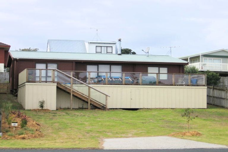 Photo of property in 46 Omaha Drive, Omaha, 0986