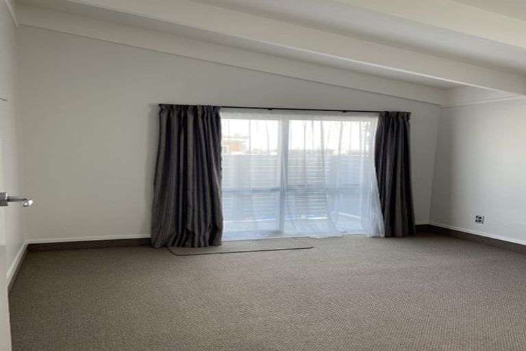 Photo of property in 74 The Esplanade, Westshore, Napier, 4110