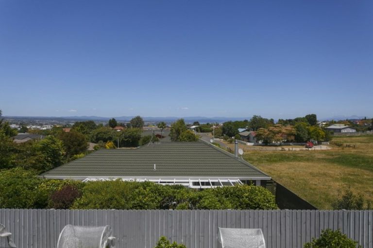 Photo of property in 17 Vaucluse Drive, Nukuhau, Taupo, 3330