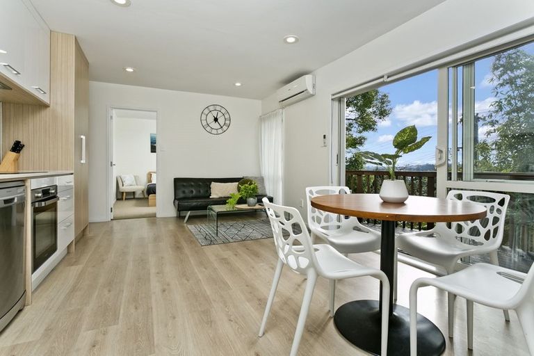 Photo of property in 2/152 Manuka Road, Bayview, Auckland, 0629