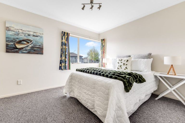 Photo of property in 2 Wentworth Drive, Rototuna North, Hamilton, 3210