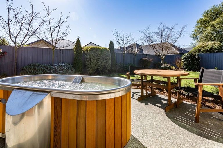 Photo of property in 26 Cedar Place, Rangiora, 7400