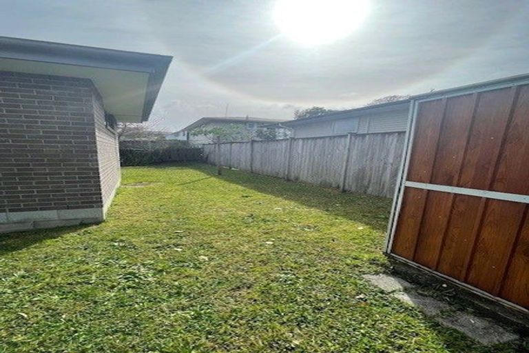 Photo of property in 7 South Street, Papakura, 2110