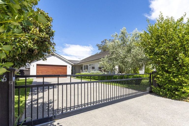 Photo of property in 6 Franklin Drive, Rangiora, 7400