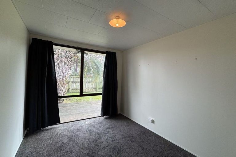 Photo of property in 1/24 Nearco Street, Randwick Park, Auckland, 2105