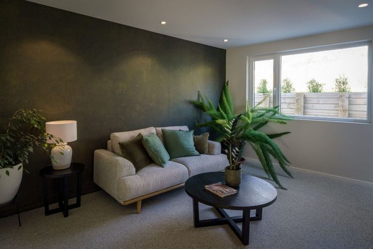 Photo of property in 35 Jack Hanley Drive, Jacks Point, Queenstown, 9371