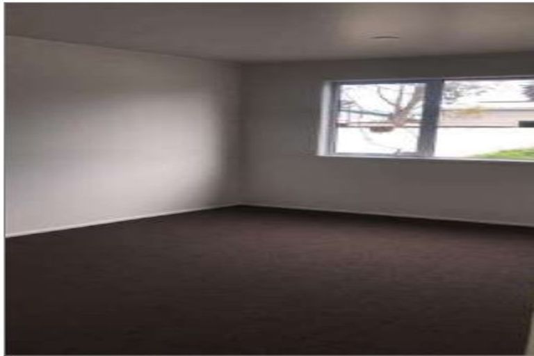 Photo of property in 18a Gibbons Road, Weymouth, Auckland, 2103