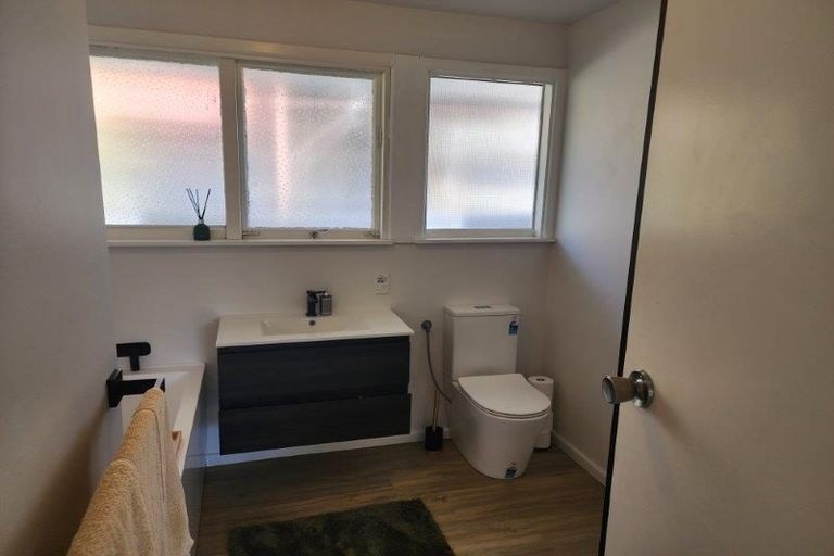 Photo of property in 80 Russley Road, Russley, Christchurch, 8042