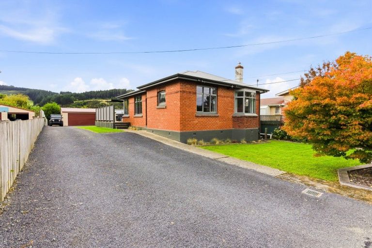 Photo of property in 16 Hall Road, Sawyers Bay, Port Chalmers, 9023