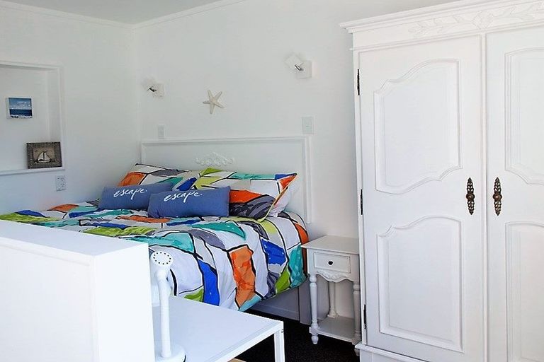 Photo of property in 25 Windmill Road, Mount Eden, Auckland, 1024
