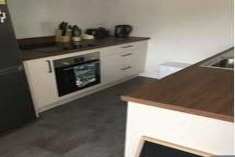 Photo of property in 21/10 Burrows Place, Frankton, Hamilton, 3204