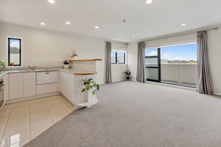 Photo of property in 6/5 Cook Street, Howick, Auckland, 2014