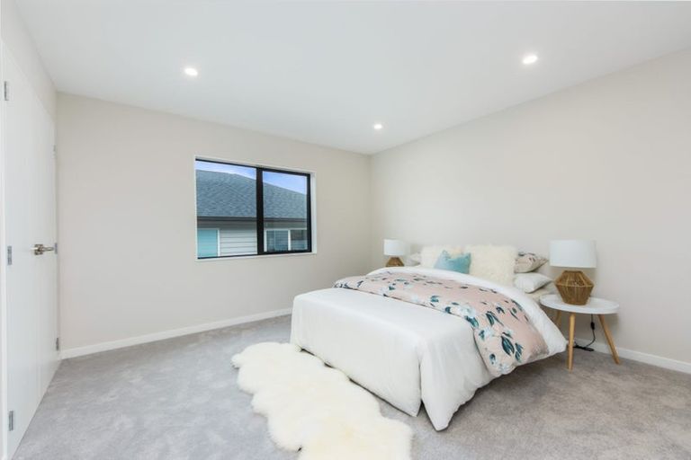 Photo of property in 19 Thomas Rielly Avenue, Hobsonville, Auckland, 0616