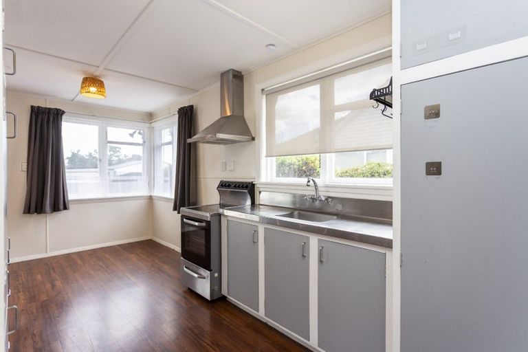 Photo of property in 80 Hoani Street, Northcote, Christchurch, 8052
