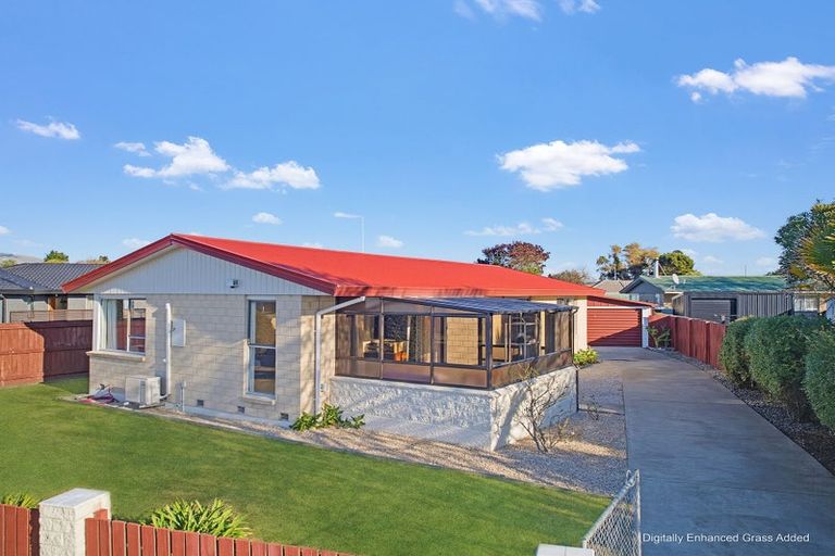 Photo of property in 30 Saint Heliers Crescent, Aranui, Christchurch, 8061