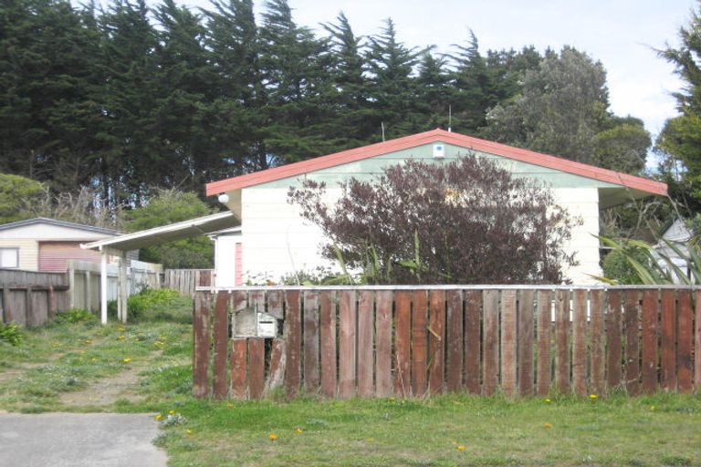 Photo of property in 45 Hydrabad Drive, Waitarere Beach, Levin, 5510