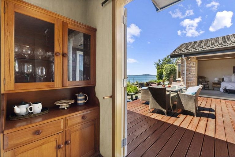 Photo of property in 40 Rock Isle Road, Torbay, Auckland, 0630
