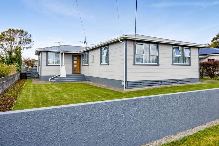 Photo of property in 48 Campbell Street, Hawera, 4610