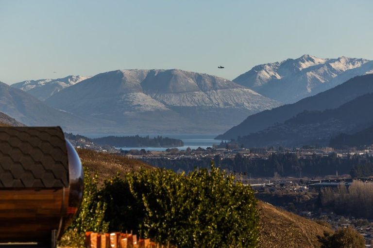 Photo of property in 83 Sicilian Lane, Lake Hayes, Queenstown, 9371