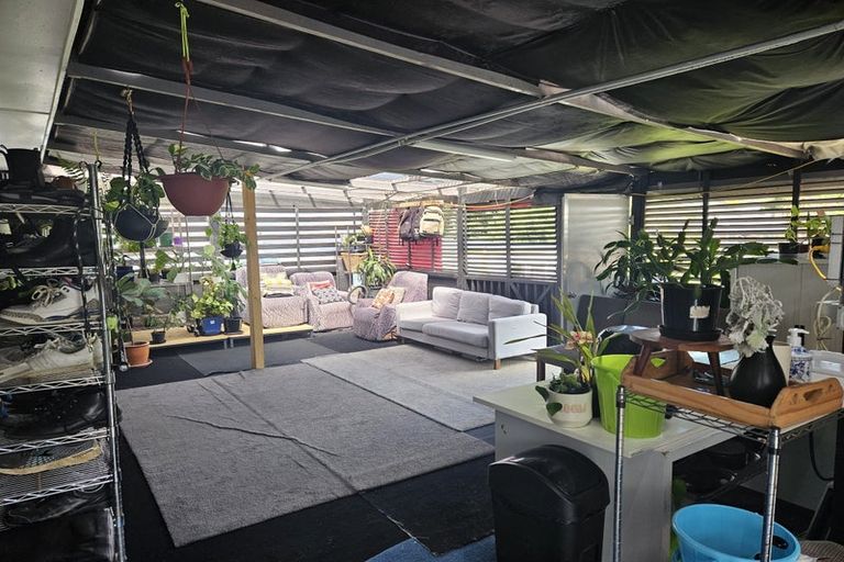 Photo of property in 43 Margaret Road, Papatoetoe, Auckland, 2025