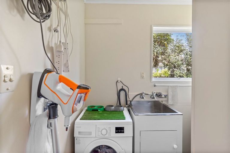 Photo of property in 26 Ashwood Street, Parklands, Christchurch, 8083