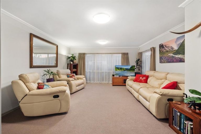 Photo of property in 21 Dowman Place, Te Puke, 3119