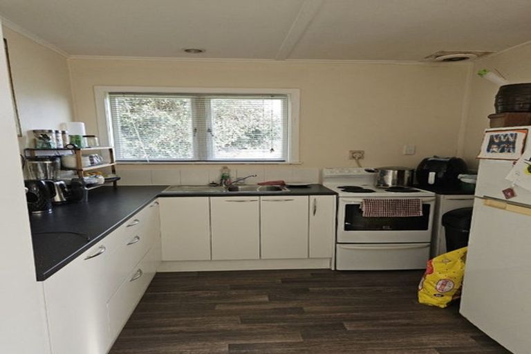 Photo of property in 2 Kelvin Road, Maraenui, Napier, 4110