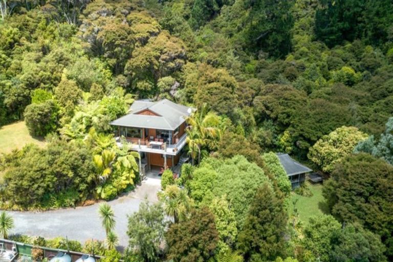 Photo of property in 30 Adams Road, Thornton Bay, Thames, 3575