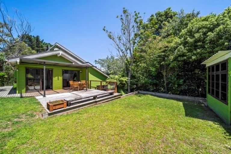 Photo of property in 18b Mayfair Place, Westown, New Plymouth, 4310