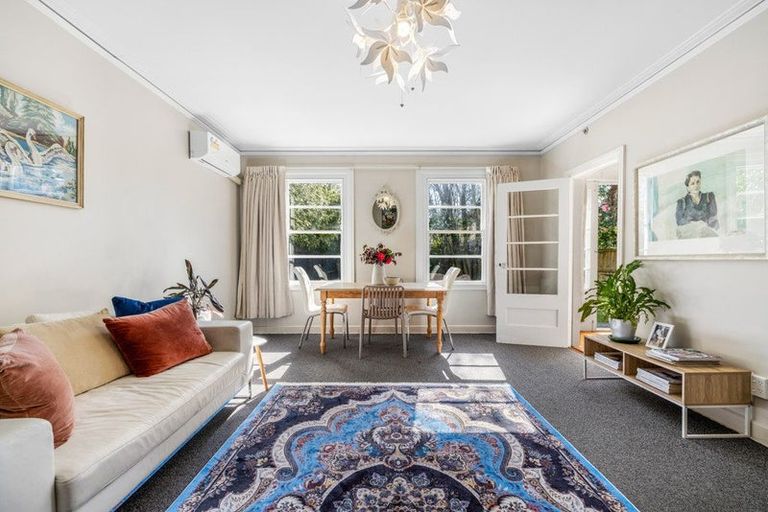 Photo of property in 2/46 Fendalton Road, Fendalton, Christchurch, 8014