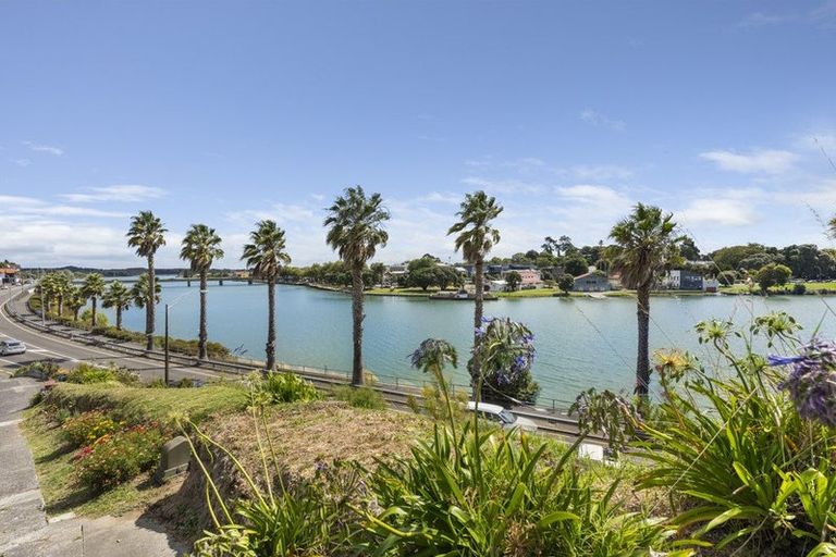 Photo of property in 67a Anzac Parade, Durie Hill, Whanganui, 4500