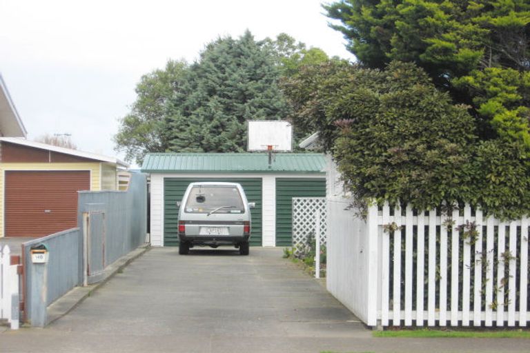 Photo of property in 140 Liverpool Street, Levin, 5510