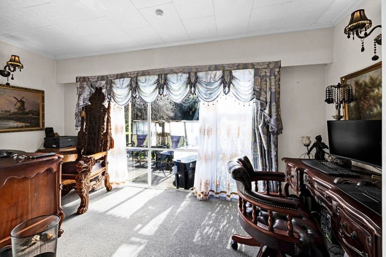 Photo of property in 24 Castle Street, Eltham, 4322