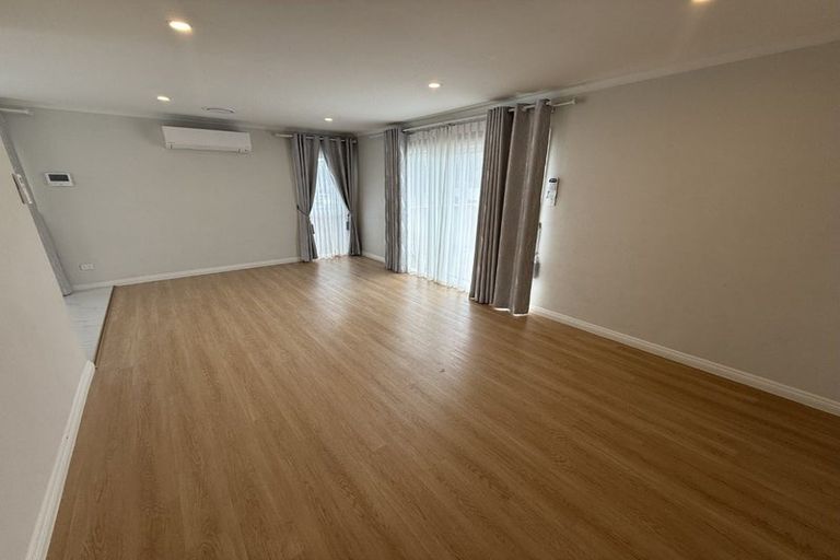 Photo of property in 66 Diorella Drive, Clover Park, Auckland, 2019