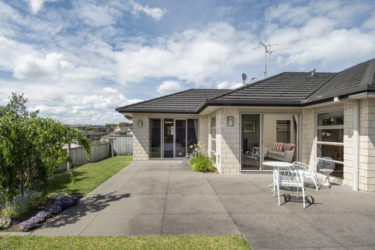 Photo of property in 16 Glenmonarch Place, Pyes Pa, Tauranga, 3112