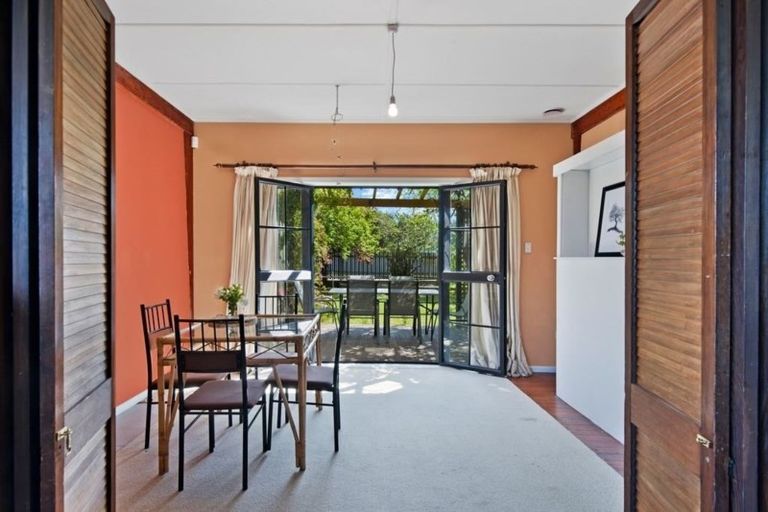 Photo of property in 270 Wainoni Road, Aranui, Christchurch, 8061