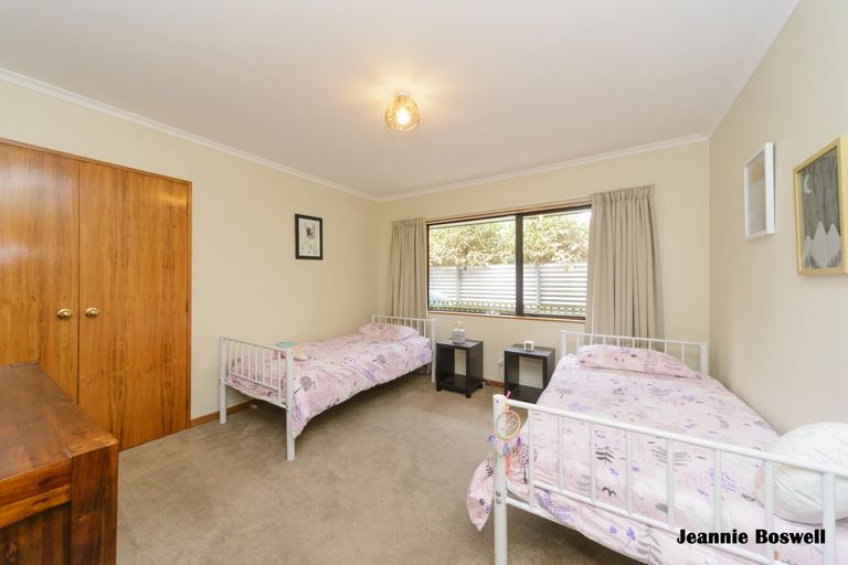 Photo of property in 1a Windsor Street, Terrace End, Palmerston North, 4410