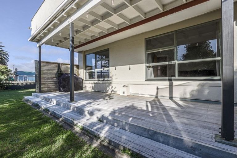 Photo of property in 184 Manly Street, Paraparaumu Beach, Paraparaumu, 5032