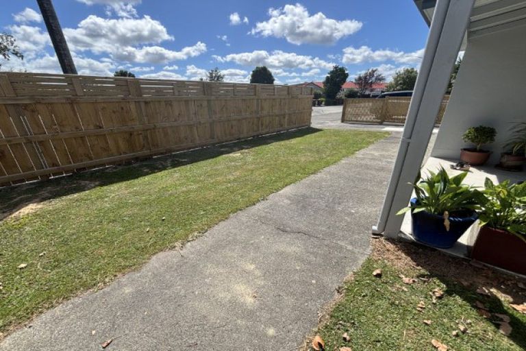 Photo of property in 24-26 Freyberg Street, Roslyn, Palmerston North, 4414